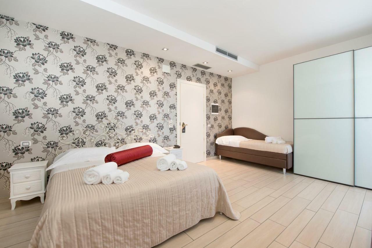 Hotel Fiamma Cesenatico Ngoại thất bức ảnh